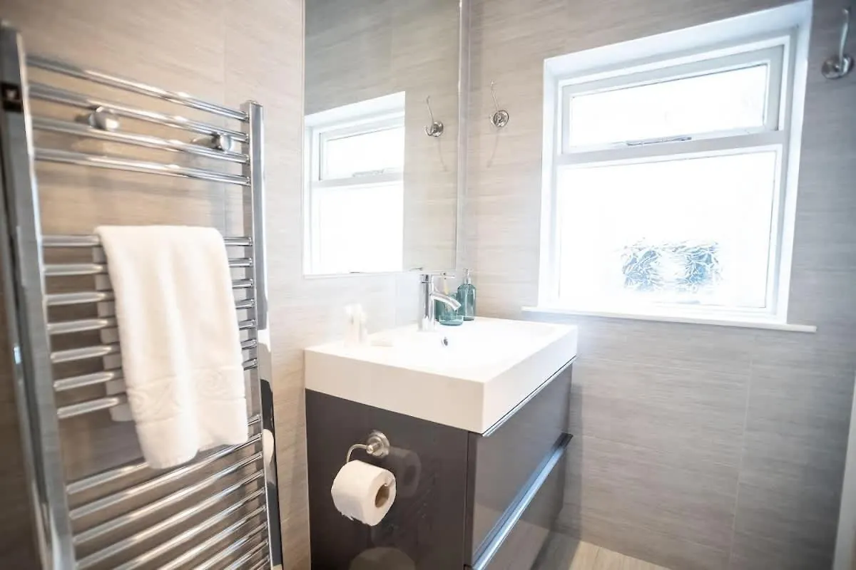 Apartamento Three-Bedroom Flat Near Street Art Londres